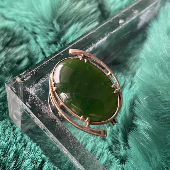 Antique Nephrite Jade 9K Brooch - Picture 10 of 15